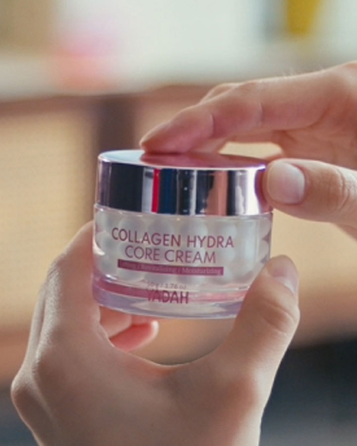 YADAH COLLAGEN HYDRA CORE CREAM